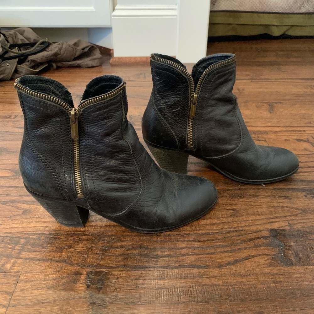 Sam Edelman booties - Picture 2 of 6